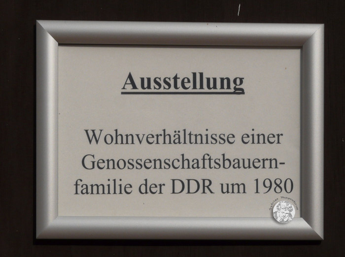 Wohnverhältnisse einer Genossenschaftsbauernfamilie der DDR um 1980