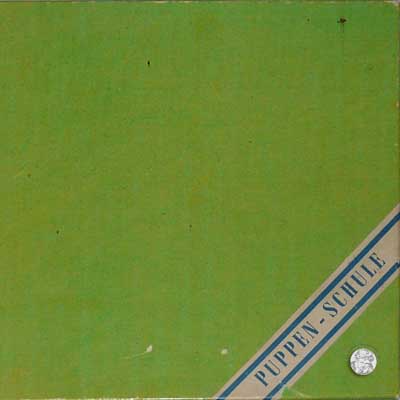 Puppenschule 50er Jahre DDR