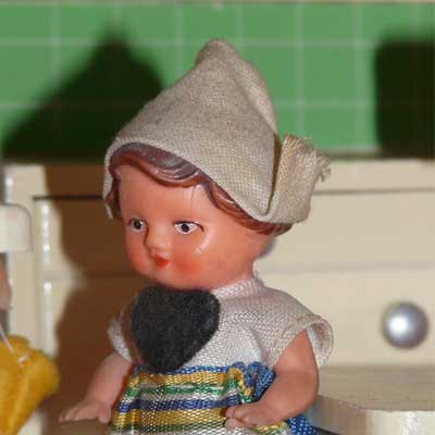 ARI-Puppe in Originalkleidung, 50er Jahre