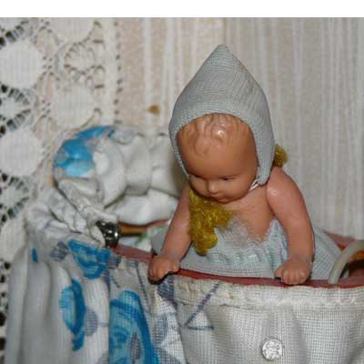 ARI-Puppe in Originalkleidung, 50er Jahre