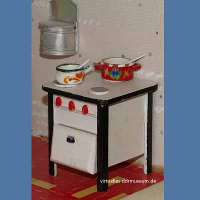 Küche 50er Jahre mit Chaiselongue